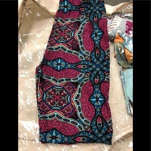 Elastic banded leggings